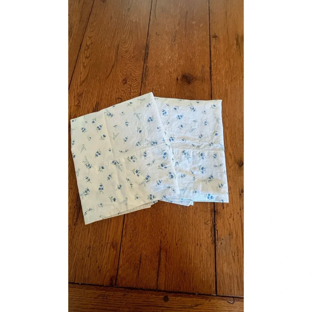 Lauren Ralph Lauren Blue Flowers Pillowcase Pair Cotton Standard Cottagecore